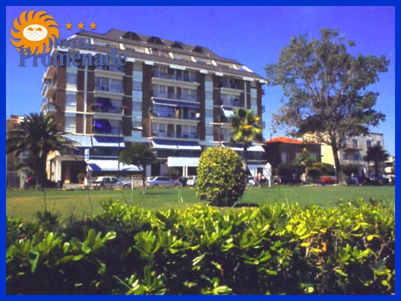 海滨长廊酒店 Porto SantʼElpidio 外观 照片