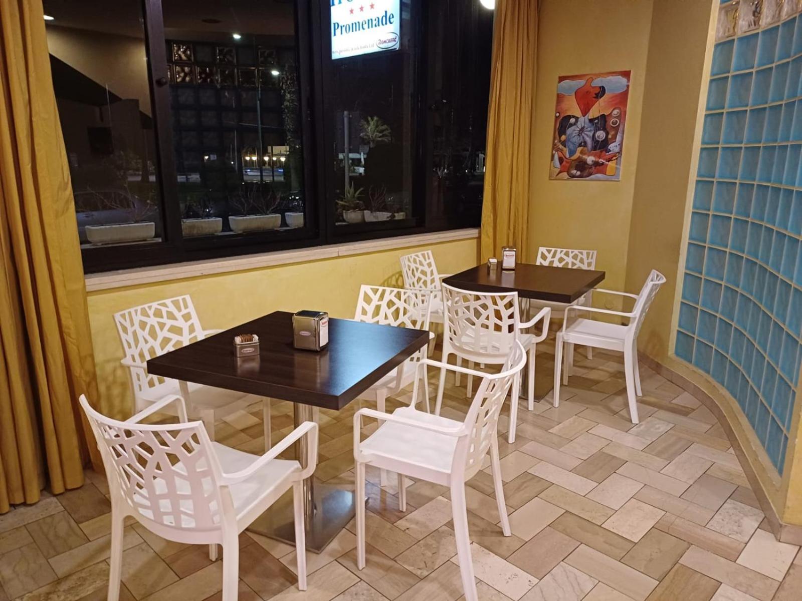 海滨长廊酒店 Porto SantʼElpidio 外观 照片